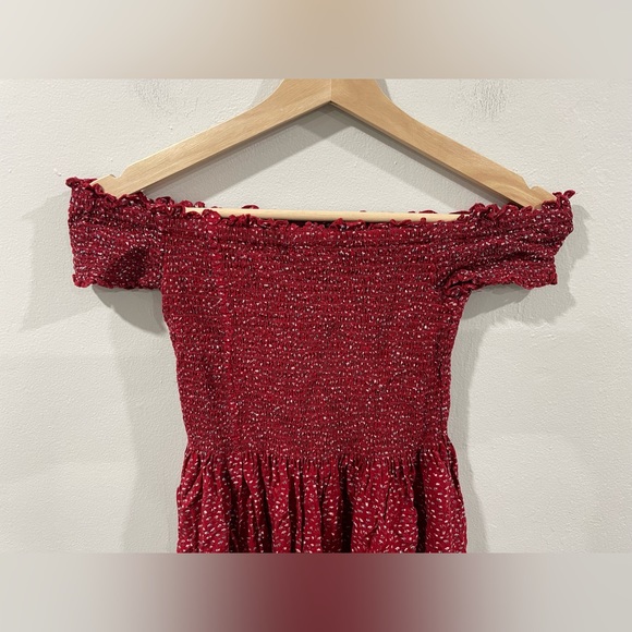 Brandy Melville Caley Off Shoulder Red Ditsy Floral Mini Dress - Picture 3 of 6